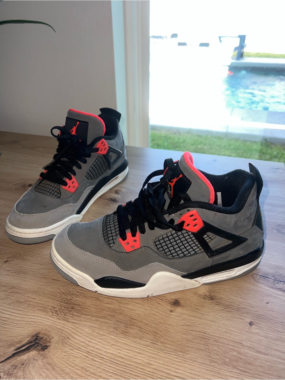 Jordan Kids Sneakers in Grey and Red-Orange